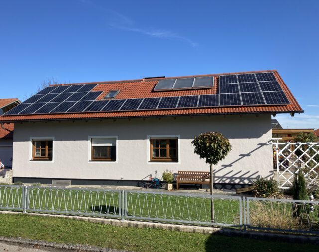 freeetech-photovoltaik-wohnhaus-pv-erneuerbare-solar-surheim-teisendorf